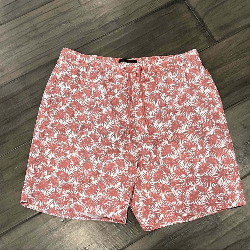 Michael Kors Palm Tree Swim Trunks in Dusty Rose - Size Large - Picture 2 of 16
